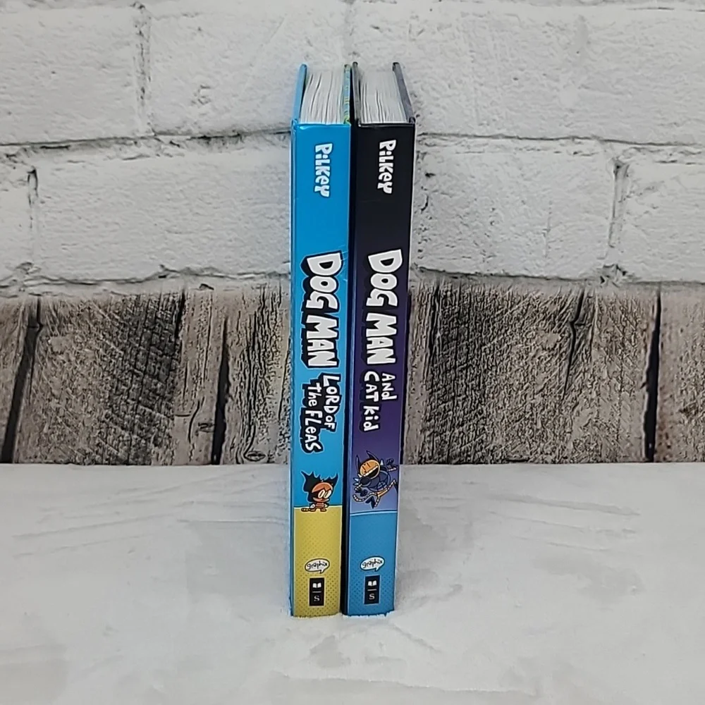 Kids/Childs Dog Man Two Book Set by Dav Pilkey 'Lord of the Fleas'/'And Cat Kid'